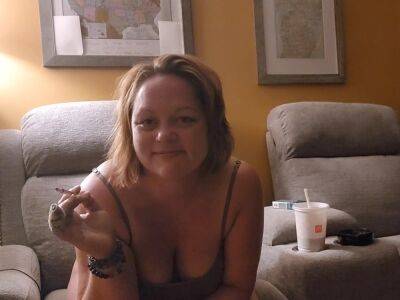 Mommy Is Ready To Relax And Smoke With You - hclips.com