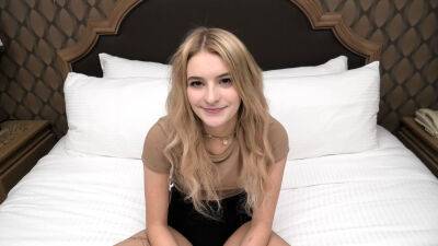 Watch this 19-yr-old blonde with a meaty cunt suck cock - hclips.com