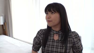 驚異的な潮吹きで全力絶頂しちゃう黒髪清楚の美少女さんｗ - txxx.com - Japan