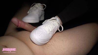 Girl Giving Shoejob And Footjob In Her New Nike Sneakers (custom Request) - upornia.com - Germany