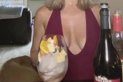 Bartender, Booze&boobs - hclips.com