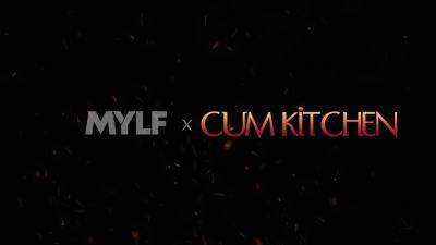 Cooking and Banging - MYLF - hotmovs.com