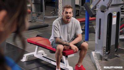 Gym Pervert Gets Lucky Video With Chris Diamond, Tomie Tang - RealityKings - hotmovs.com