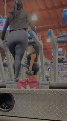 Latina gym candid ass - voyeurhit.com