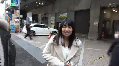 0001071_19歳の日本人女性がグラインド騎乗位するセックス - hclips.com - Japan