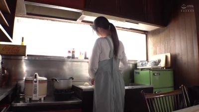 0001650_巨乳の日本人女性が淫らな行為MGS販促19分動画 - hclips.com - Japan