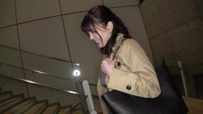 0000128_巨乳長身スレンダーの日本人女性がガン突きされる痙攣イキセックス - upornia.com - Japan