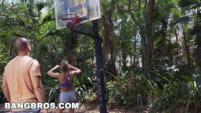 Sean Lawless - Carter Cruise - Carter Cruise takes on Sean Lawless' BBC in a hardcore game of basketball - sexu.com