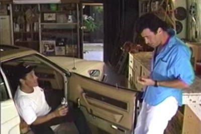 Billy Dee And Dana Lynn - At The Car Shop - hotmovs.com